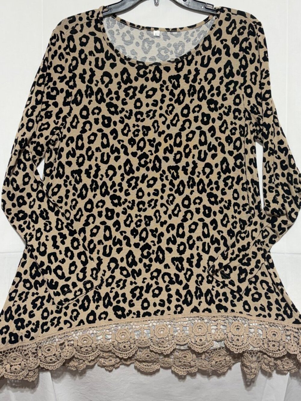 Womens Large Leopard Print Tunic Top Long Sleeve Crochet Lace Hem Tan Black